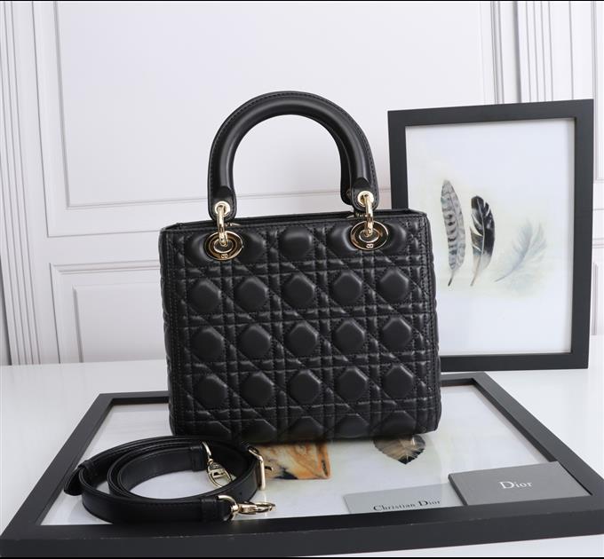 2025228Y800P212557100