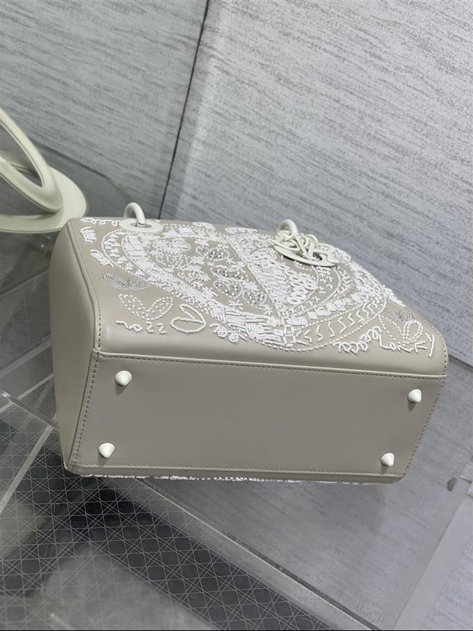 2025228Y1650P222946290