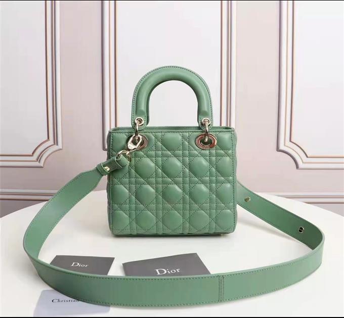 2025228Y700P222550547