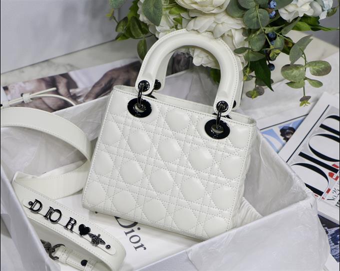 2025228Y750P222550717