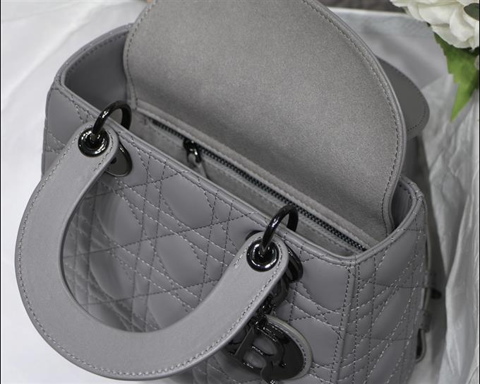 2025228Y750P222550904