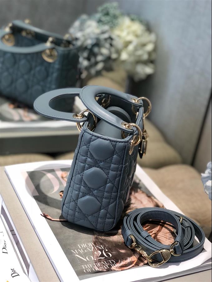 2025228Y600P222947130