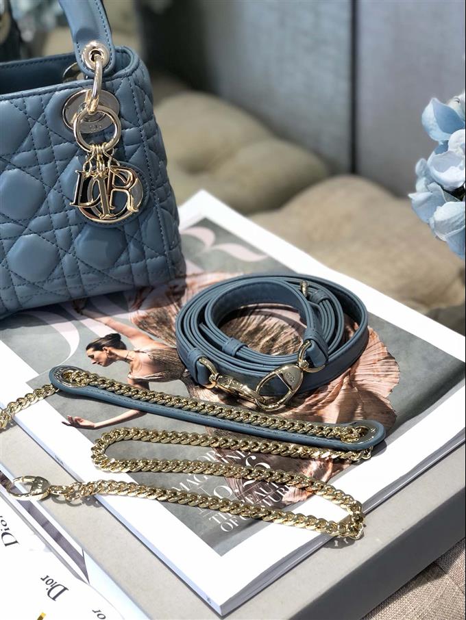 2025228Y600P22294782