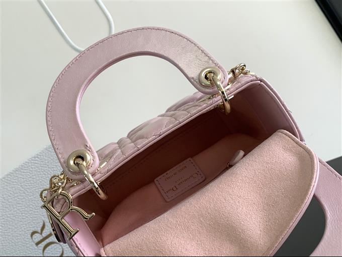 2025228Y600P222948249