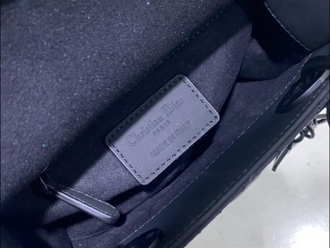 2025228Y650P222948408