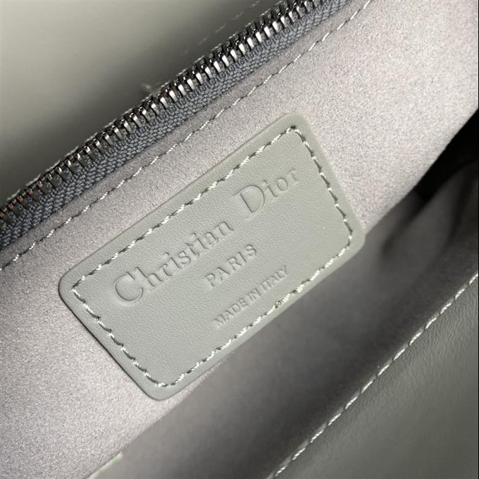 2025228Y650P222948535