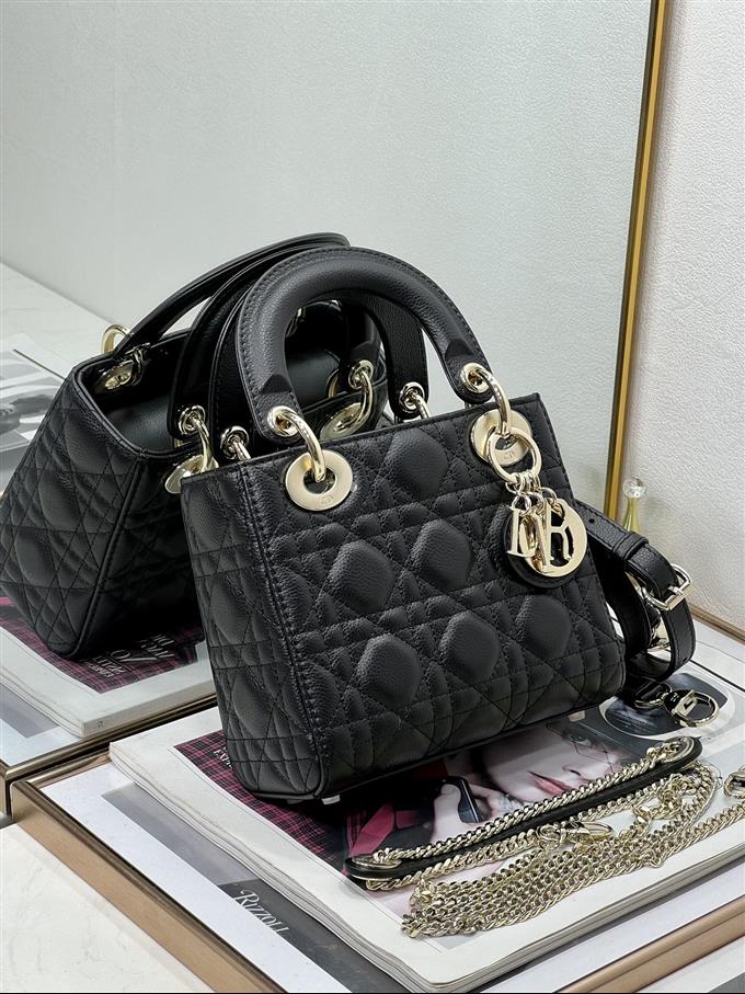 2025228Y650P222949297