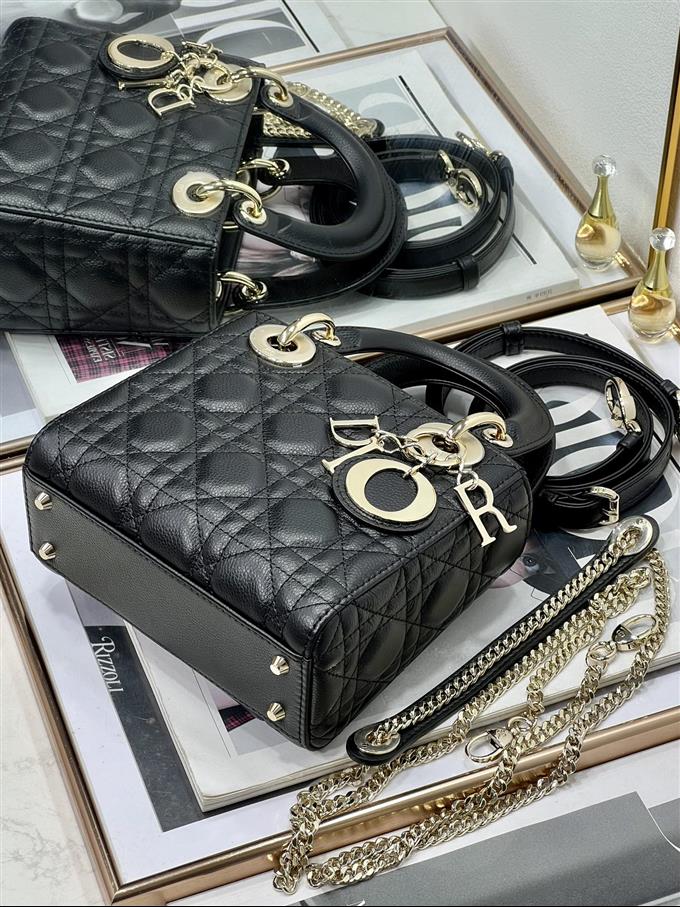 2025228Y650P222949361