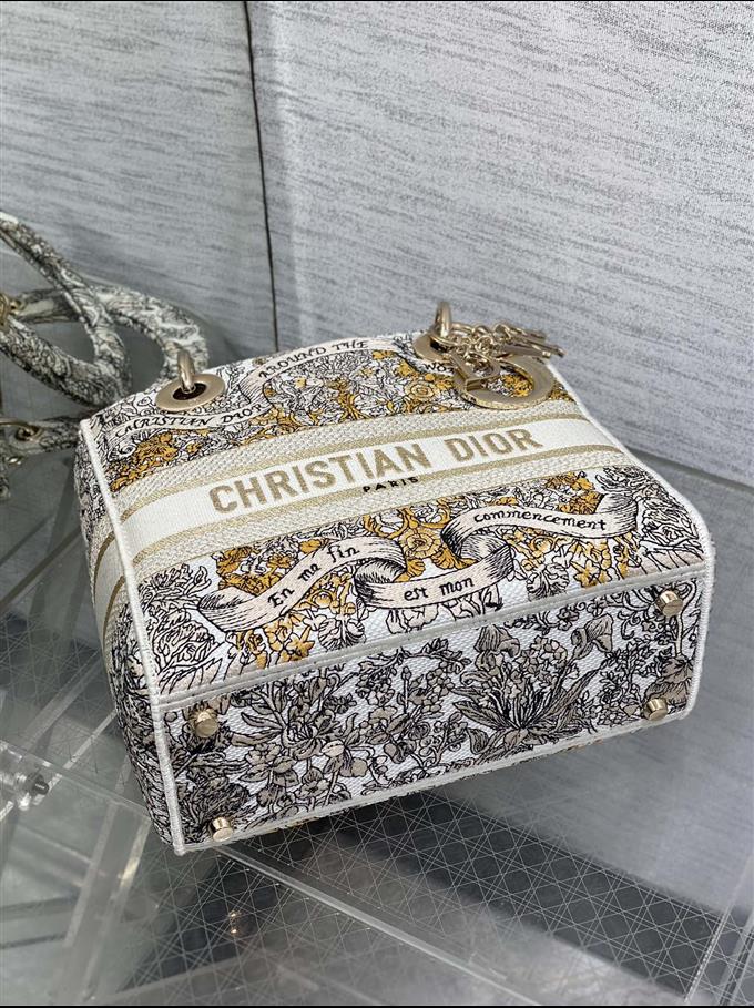 2025228Y650P222949802