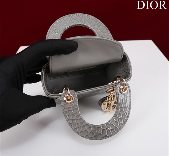 2025228Y650P222949929