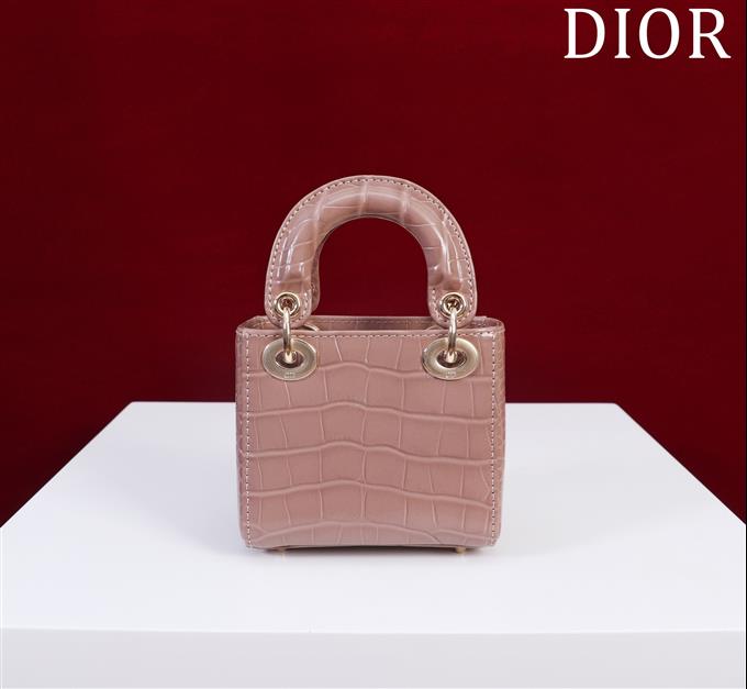 2025228Y650P222950168