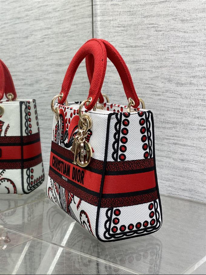 2025228Y650P222950847