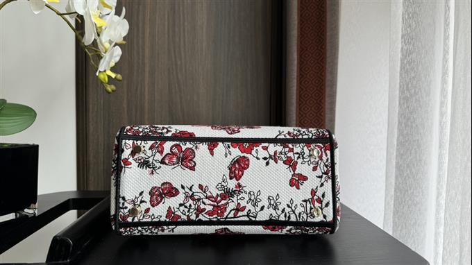 2025228Y650P222951287