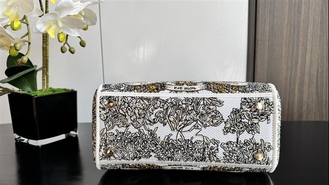 2025228Y650P222951429