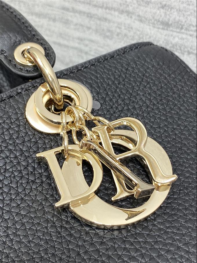 2025228Y700P222422291