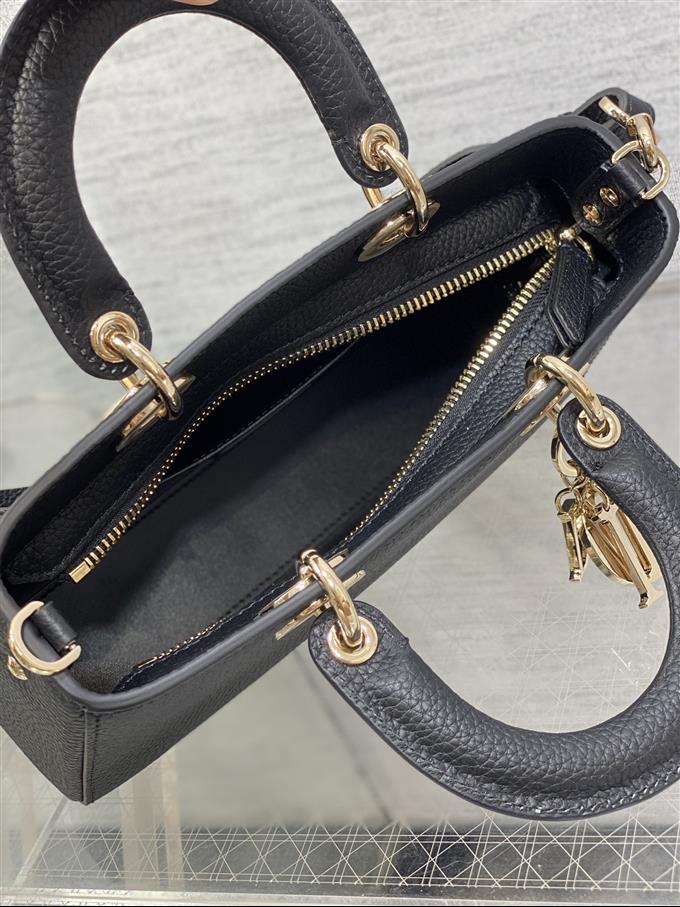 2025228Y700P222422354