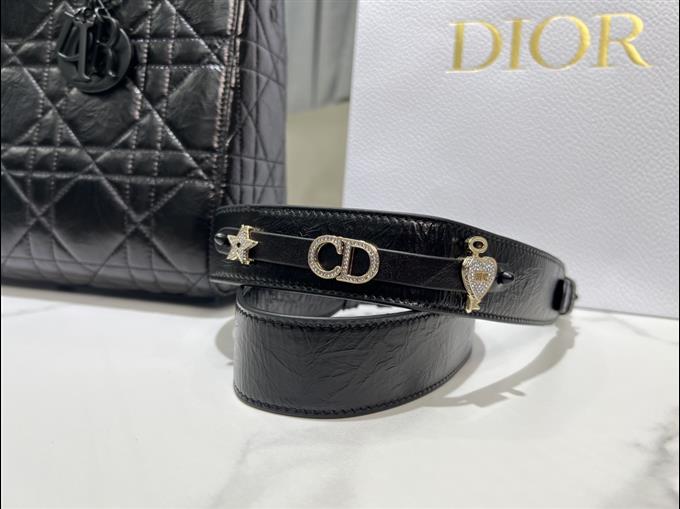 2025228Y750P222422868