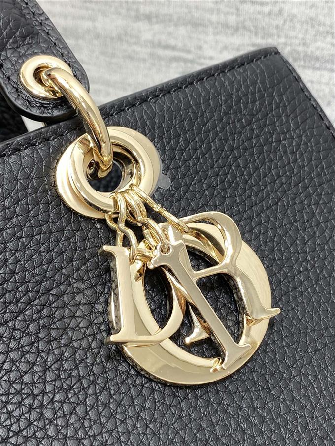 2025228Y750P222422994