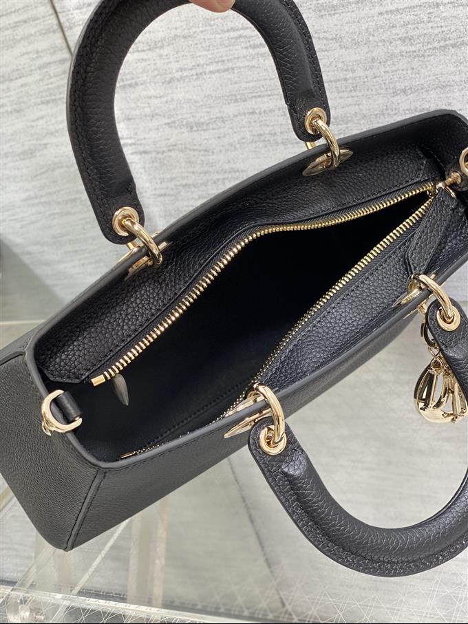 2025228Y750P22242357