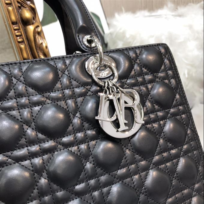 2025228Y880P205910908