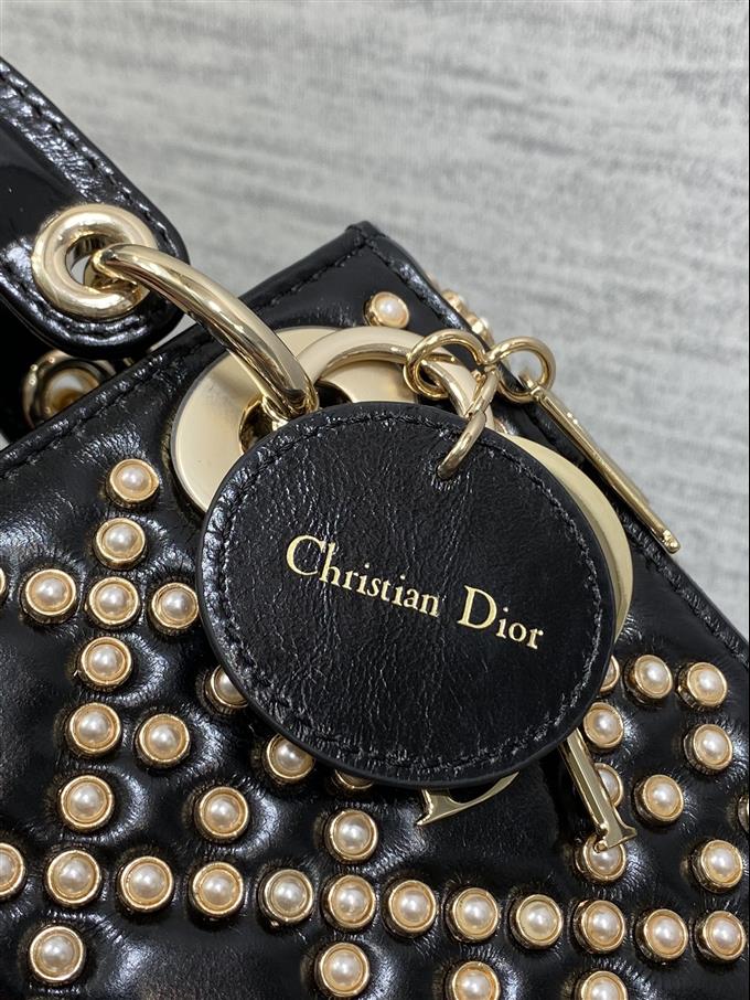 2025228Y1080P222943394