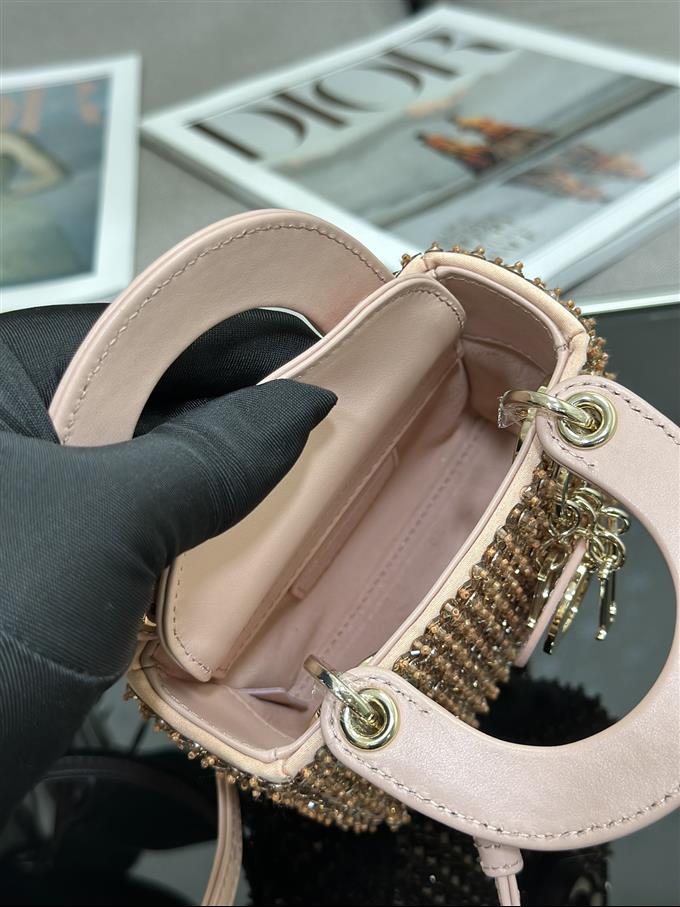 2025228Y1100P222956971