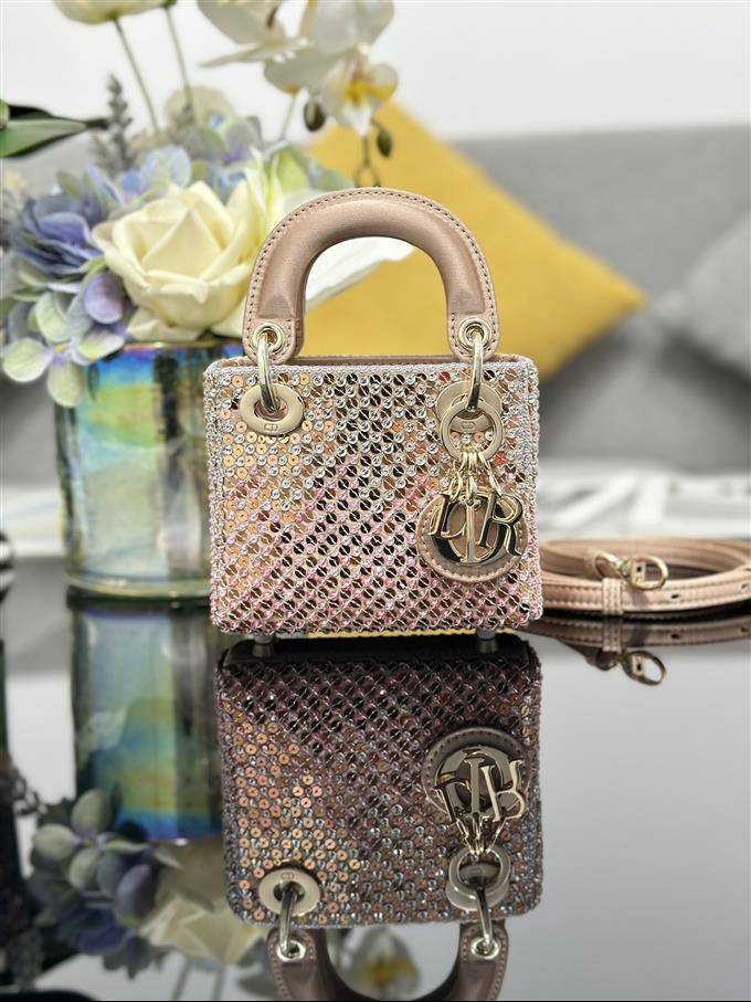 2025228Y1250P222957717