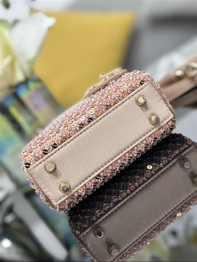 2025228Y1250P222957794