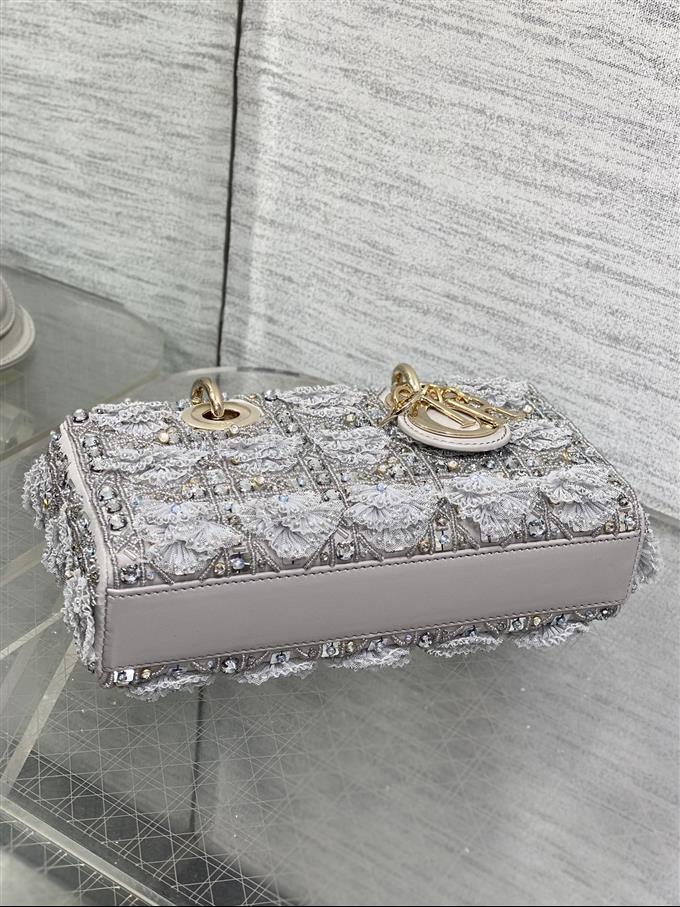 2025228Y1480P222945575