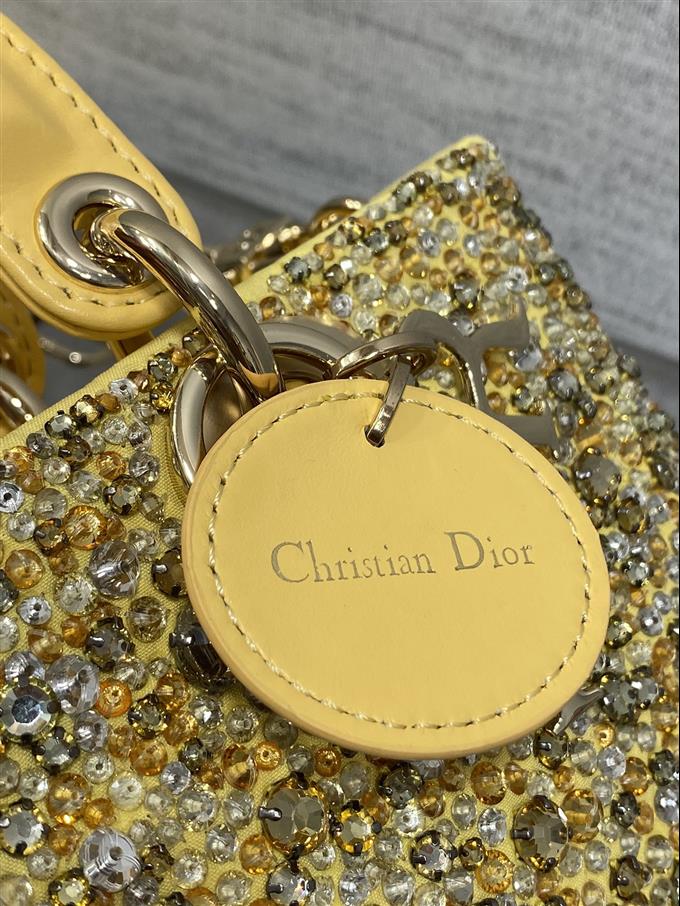 2025228Y1480P222945671