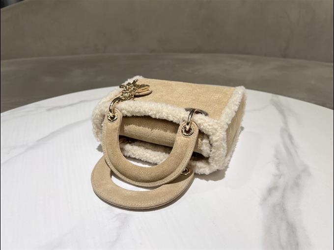 2025228Y850P222952979