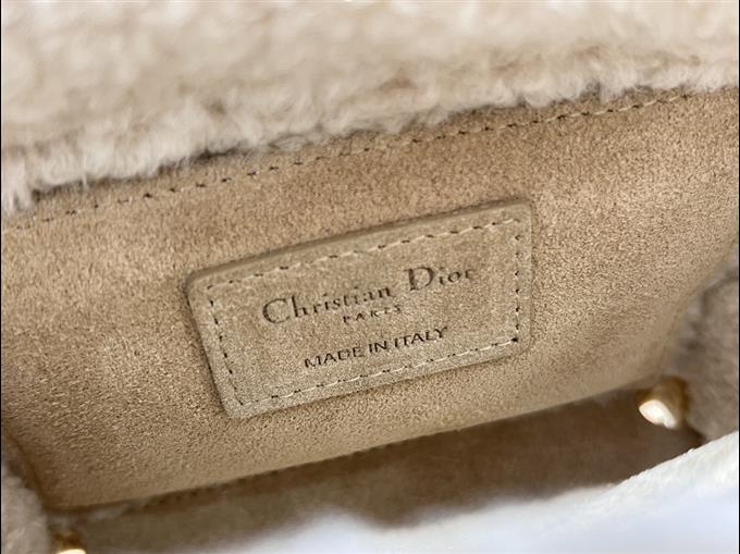 2025228Y850P22295325