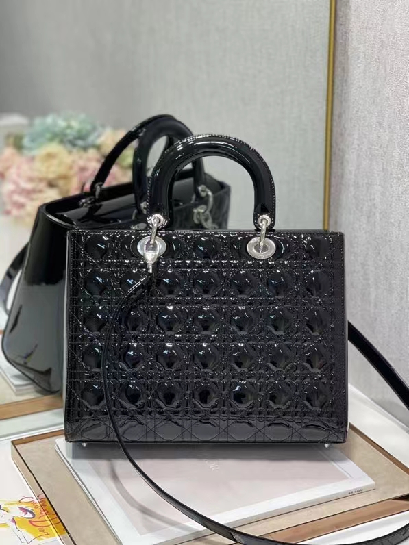 2025228Y880P222953325