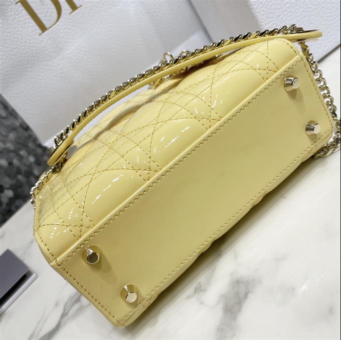 2025228Y900P222953733