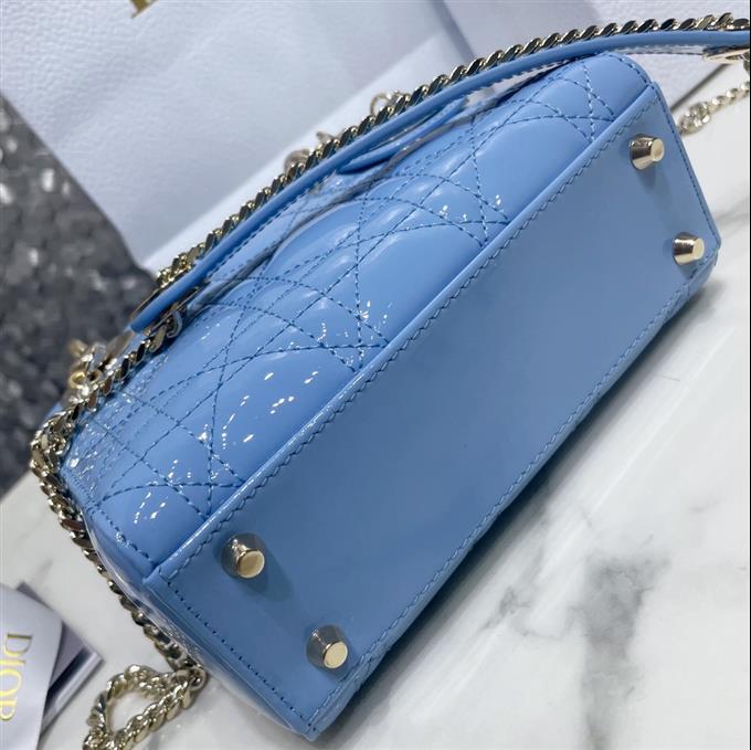 2025228Y900P222953860