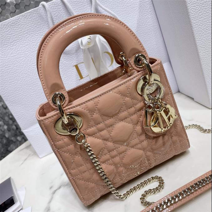 2025228Y900P222954837