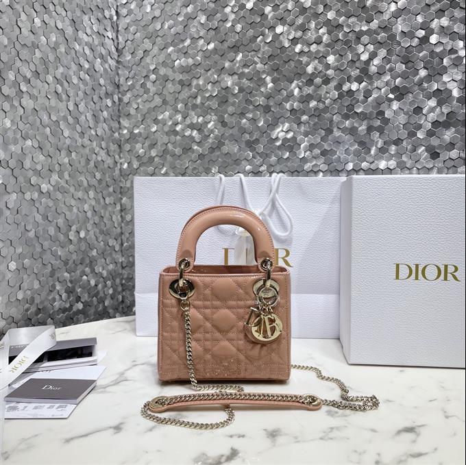 2025228Y900P222954852