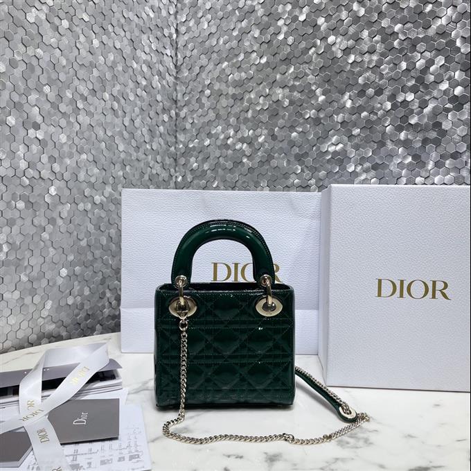 2025228Y900P222955323