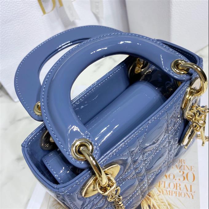 2025228Y900P22295540