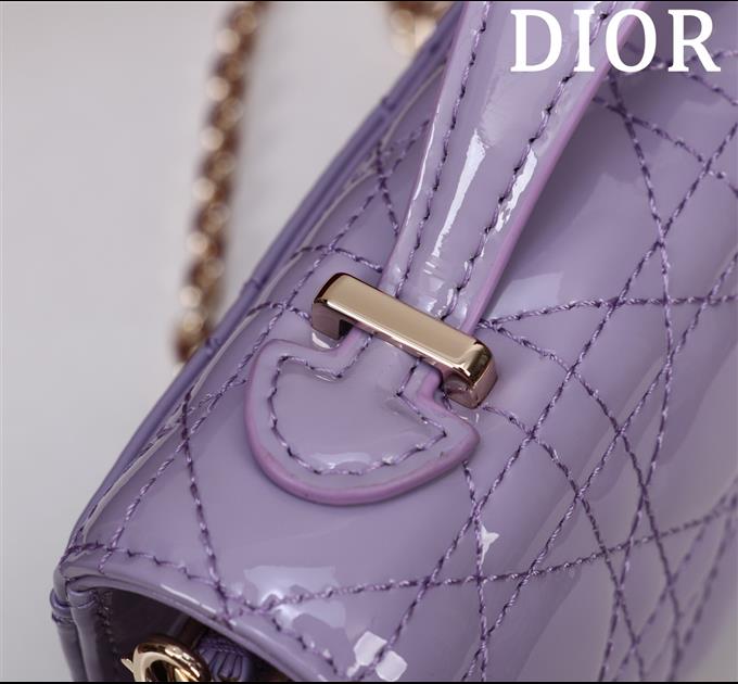 2025228Y600P212910483