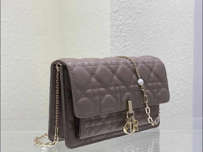 2025228Y600P21297130