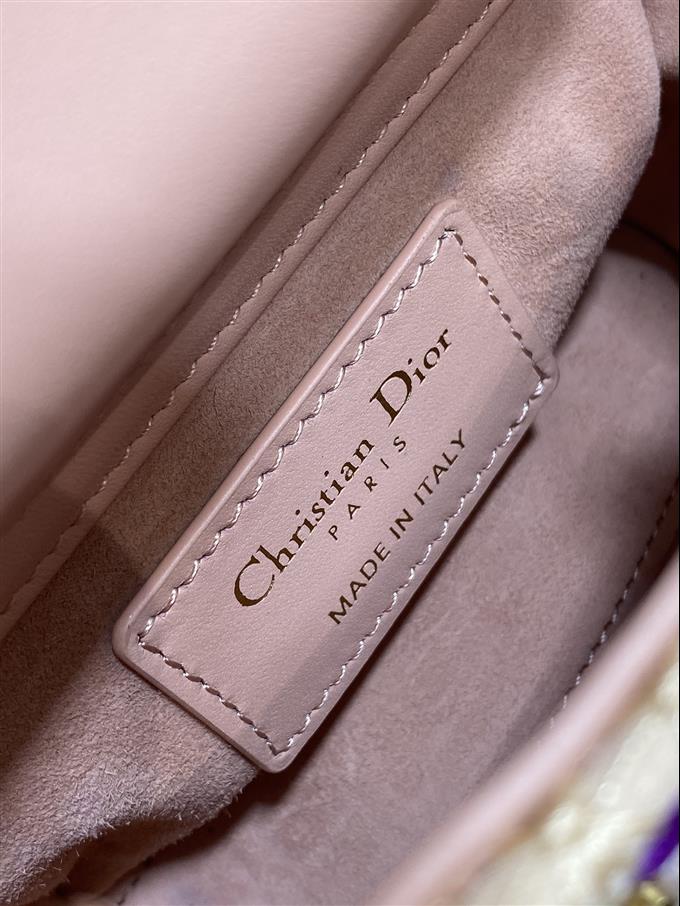 2025228Y1150P212420290