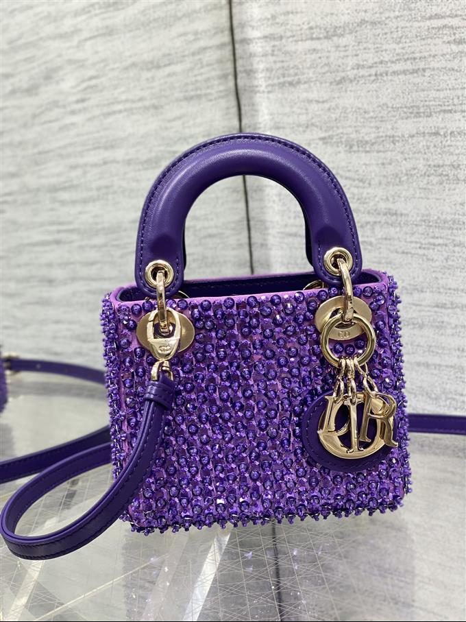 2025228Y1250P212420752