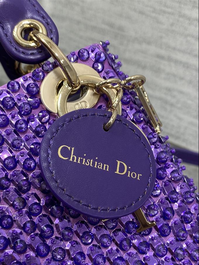 2025228Y1250P212420784