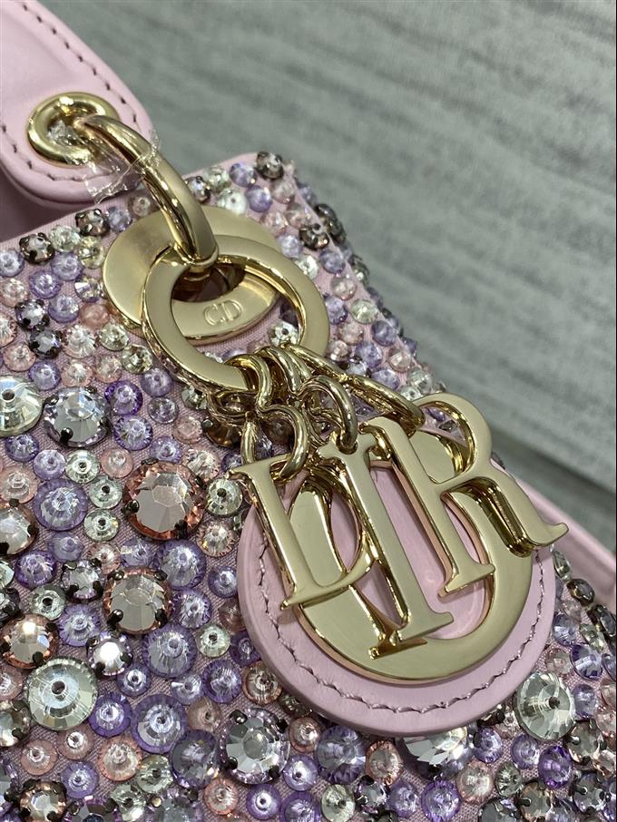 2025228Y1480P212421476