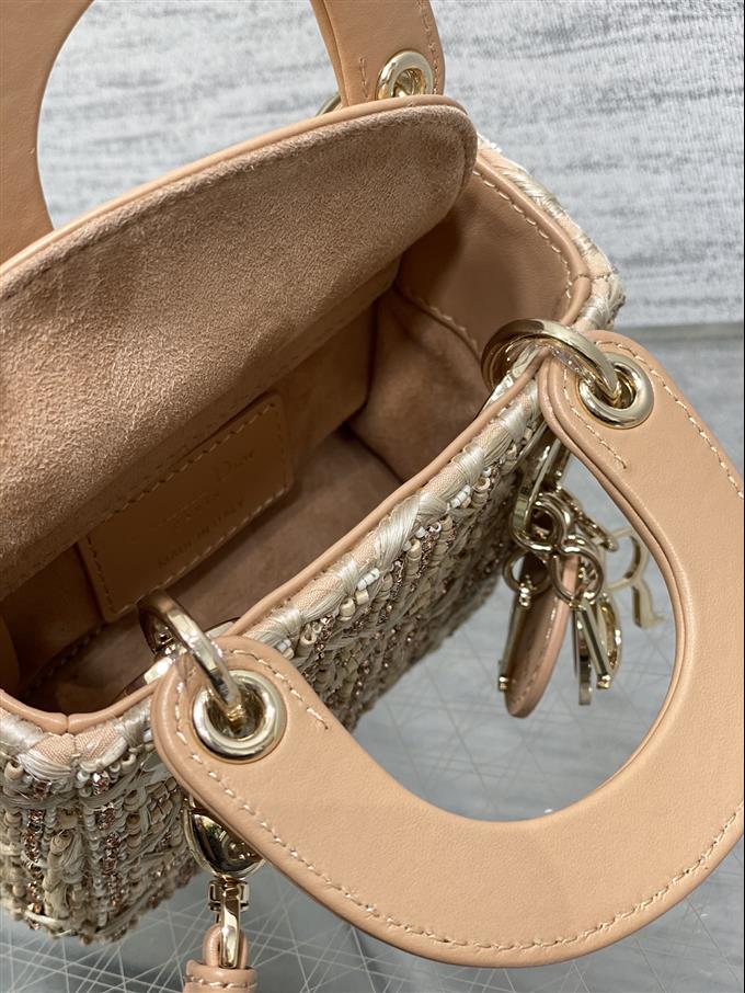 2025228Y1500P212421834