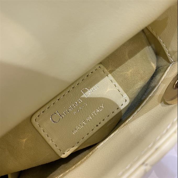 2025228Y580P212419588