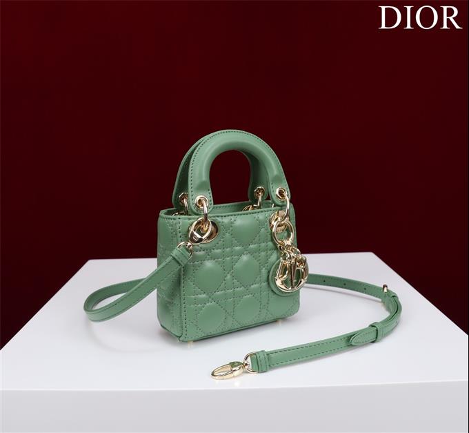 2025228Y580P212422302