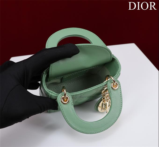 2025228Y580P212422365