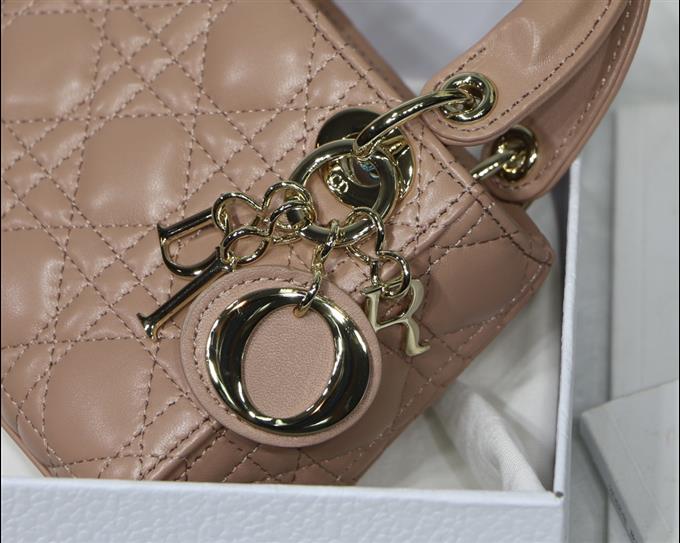 2025228Y580P213032530